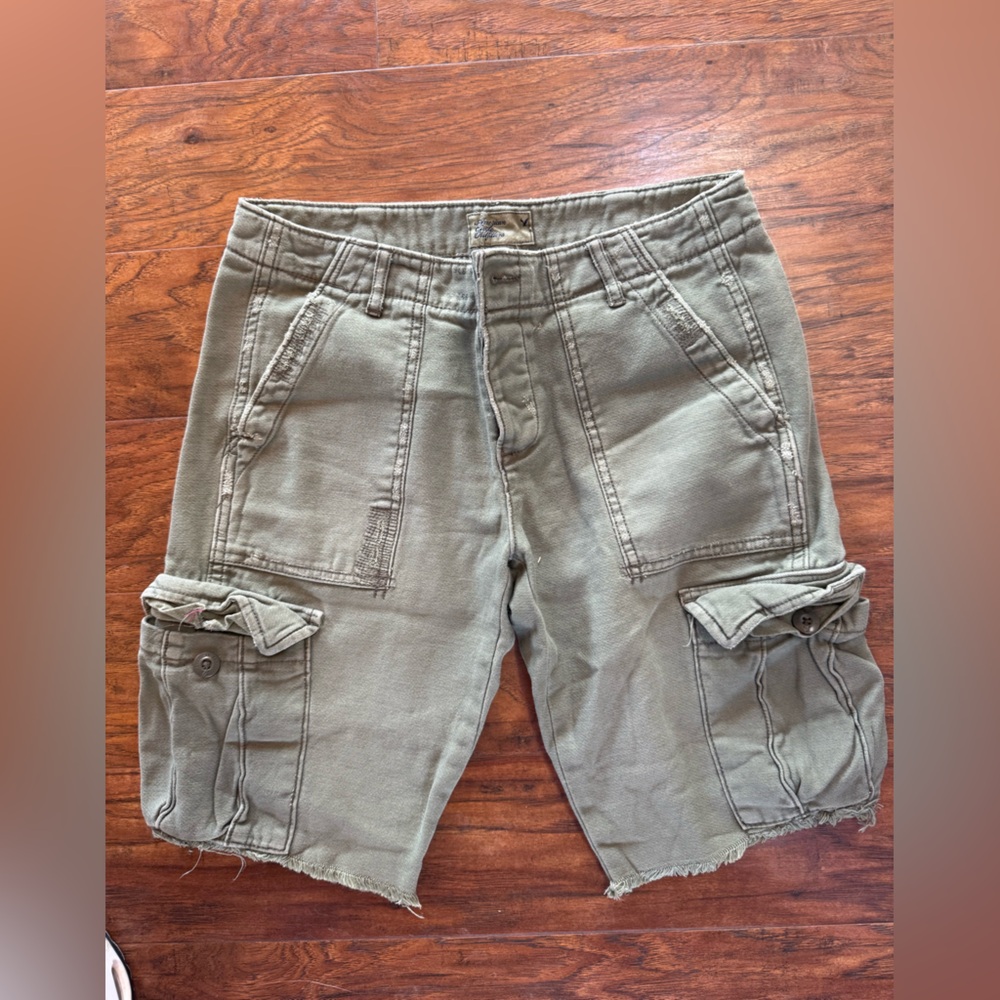 American Eagle Outfitters Olive Green Utility Capris